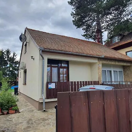 Homes In Balatonmariafuerdo 19438 Hébergement de vacances Balatonkeresztúr